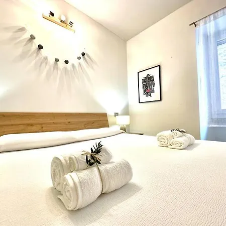 Piazza Duomo 23 Appartement Desenzano del Garda